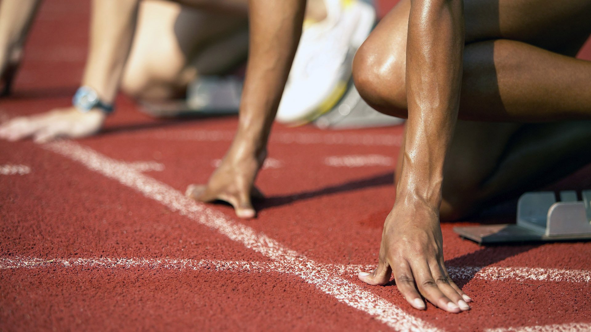 开拓者主教练:湖人后场新星简直是无所不能,我们根本防不住他